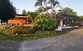Suan Bankrut Beach Resort